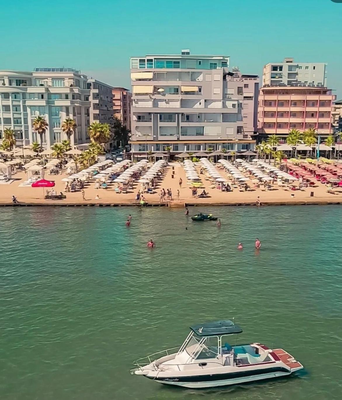 Gent'S Inn Durres Exterior photo